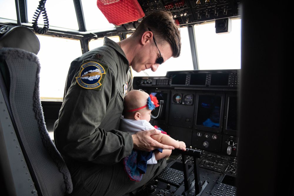 Amy Naomi Photography. Yokota Air Base Photographer.