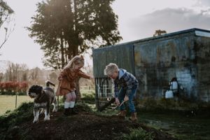 Family photographer in nelson tasman motueka