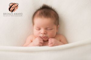 Newborn photographer in nelson tasman motueka