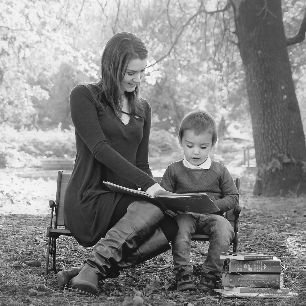 Family Photos Photography Portraits. Medford, Oregon. Ashland, Oregon. Rogue Valley, Oregon. Photographer.