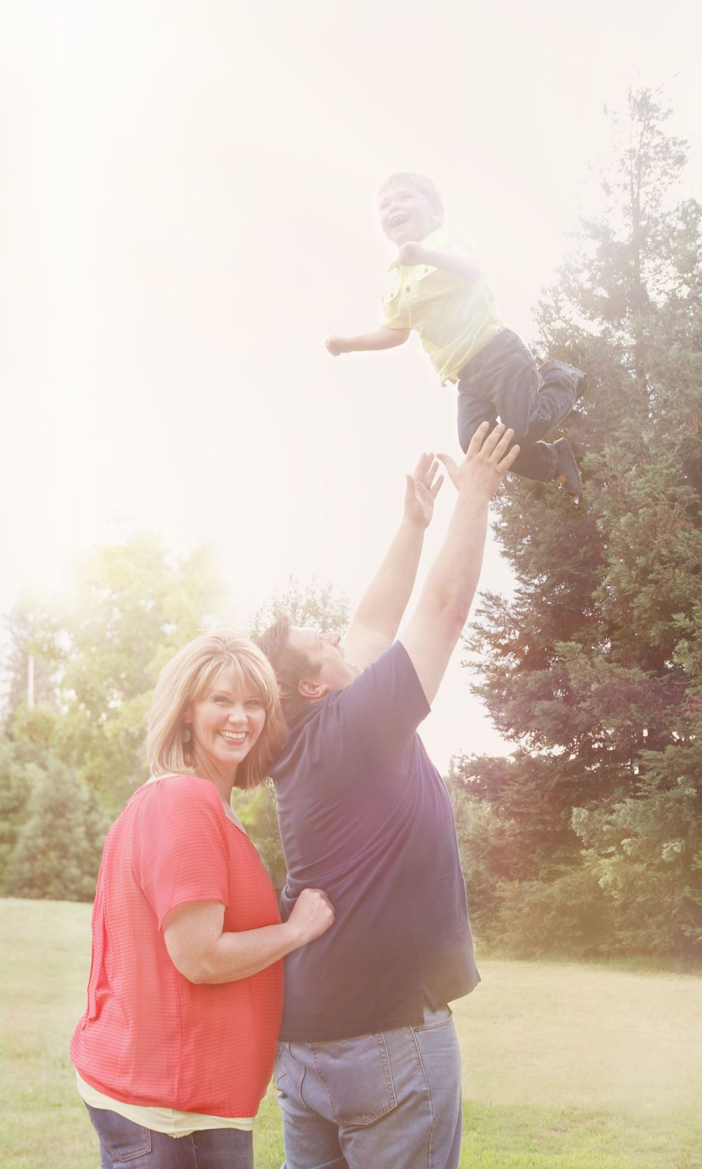 Family Photos Photography Portraits. Medford, Oregon. Ashland, Oregon. Rogue Valley, Oregon.