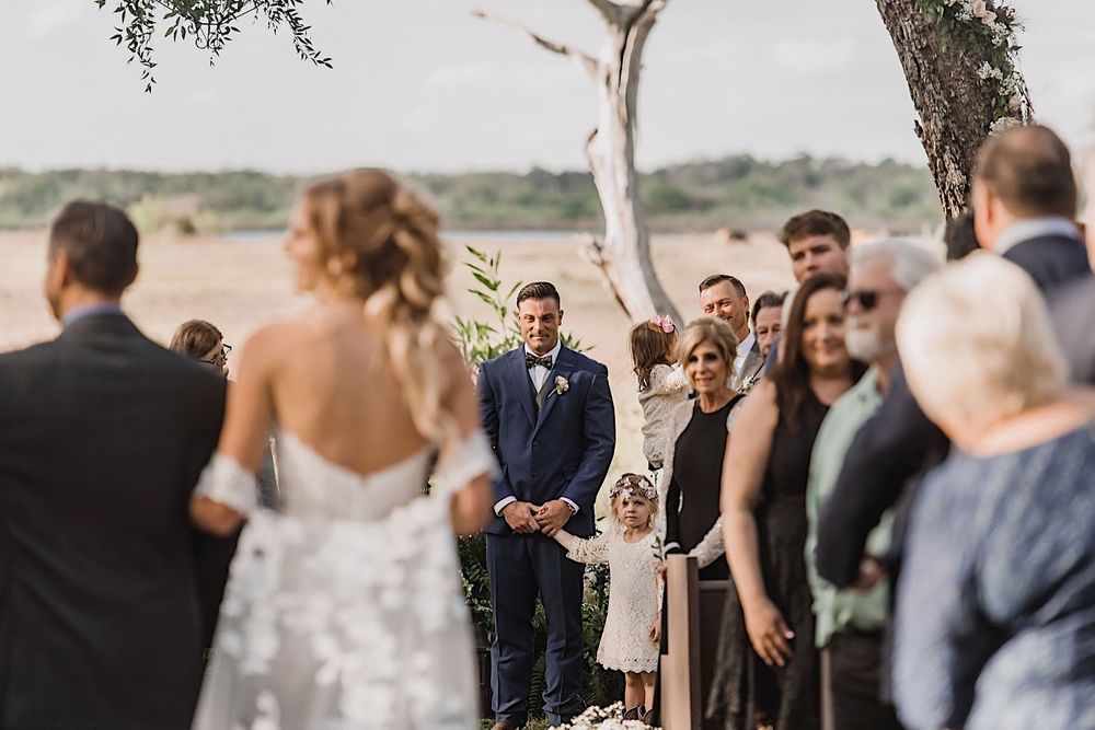 Rustic barn wedding in Myakka, Sarasota, Florida by Tampa and New England Wedding Photographer