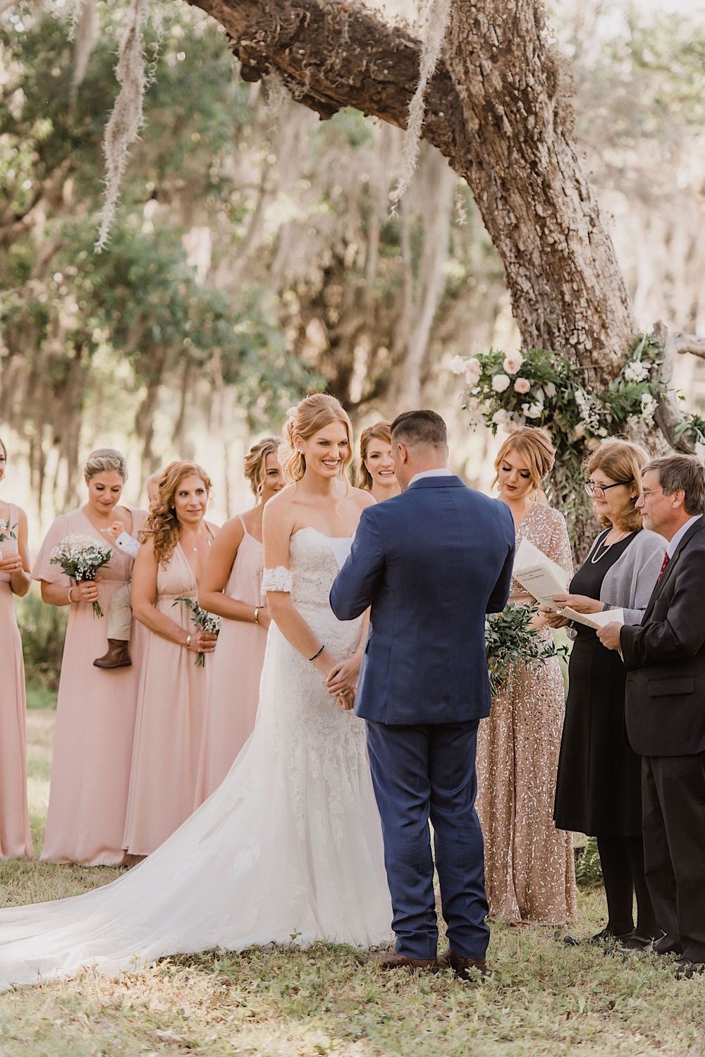 Rustic barn wedding in Myakka, Sarasota, Florida by Tampa and New England Wedding Photographer