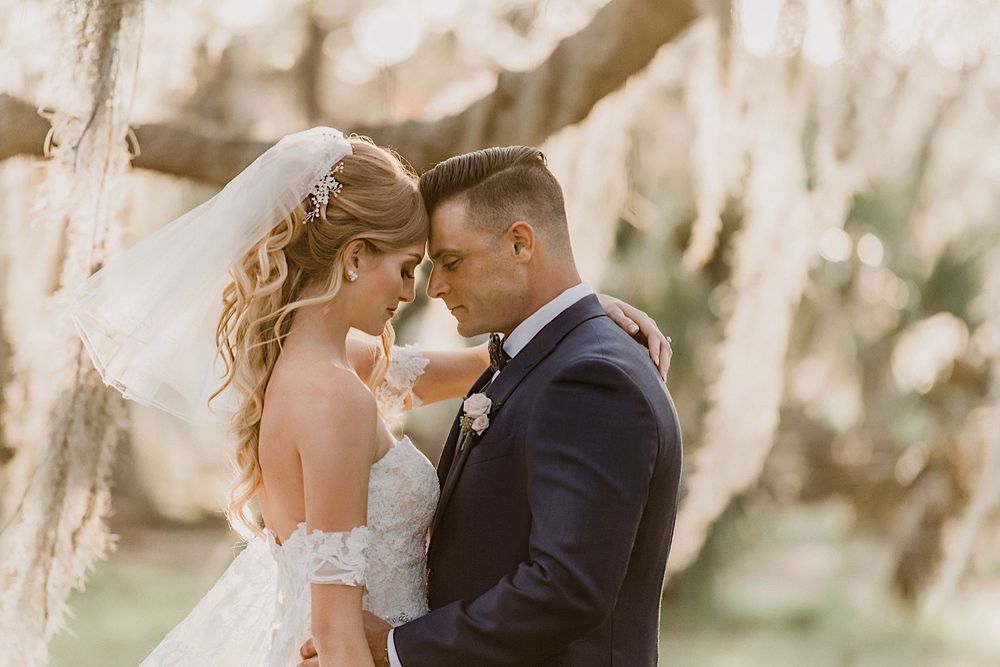 Rustic barn wedding in Myakka, Sarasota, Florida by Tampa and New England Wedding Photographer