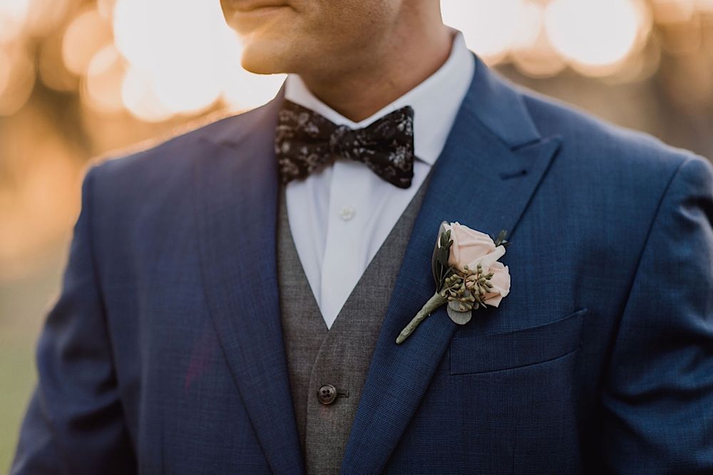 Rustic barn wedding in Myakka, Sarasota, Florida by Tampa and New England Wedding Photographer