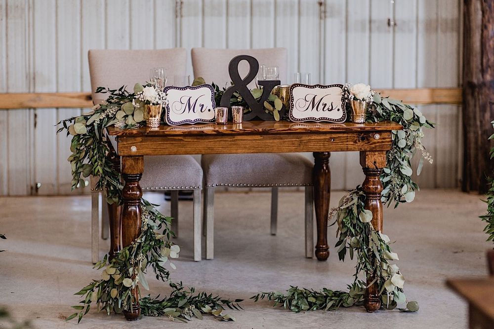 Rustic barn wedding in Myakka, Sarasota, Florida by Tampa and New England Wedding Photographer