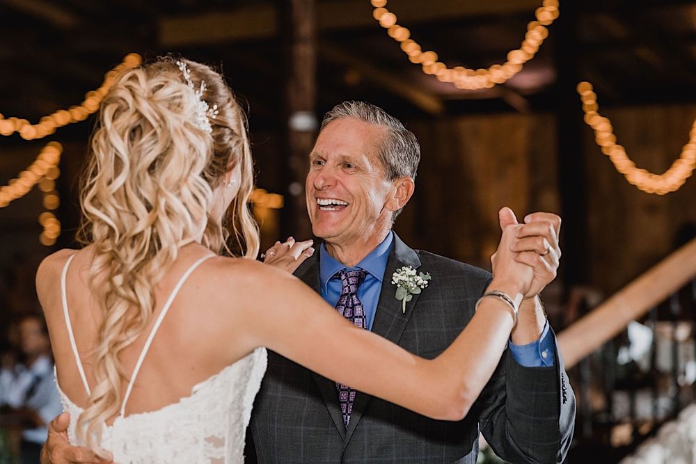 Rustic barn wedding in Myakka, Sarasota, Florida by Tampa and New England Wedding Photographer