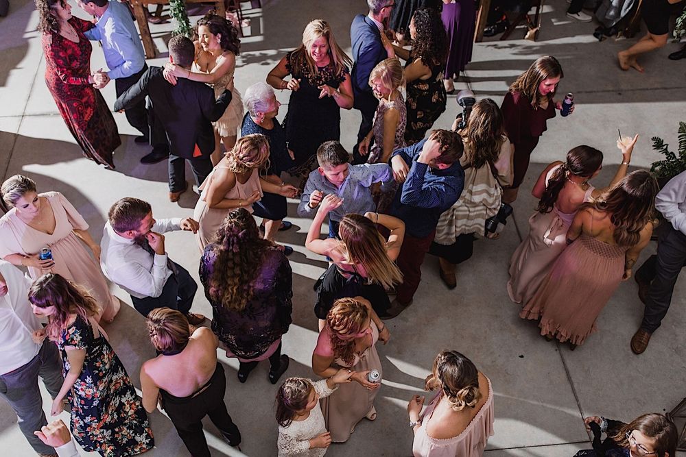 Rustic barn wedding in Myakka, Sarasota, Florida by Tampa and New England Wedding Photographer