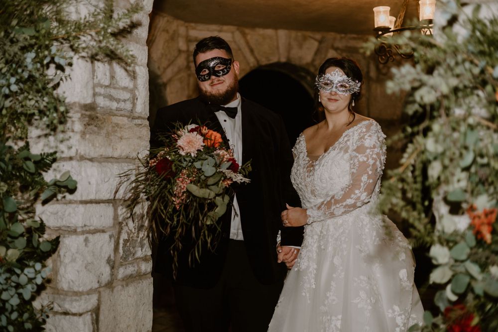 Late Fall and Halloween Inspired Wedding Tennessee