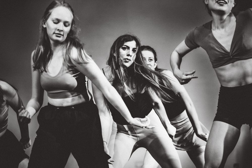 FLAGSTAFF STARS: A SPRING DANCE PERFORMANCE - Sean Openshaw ...