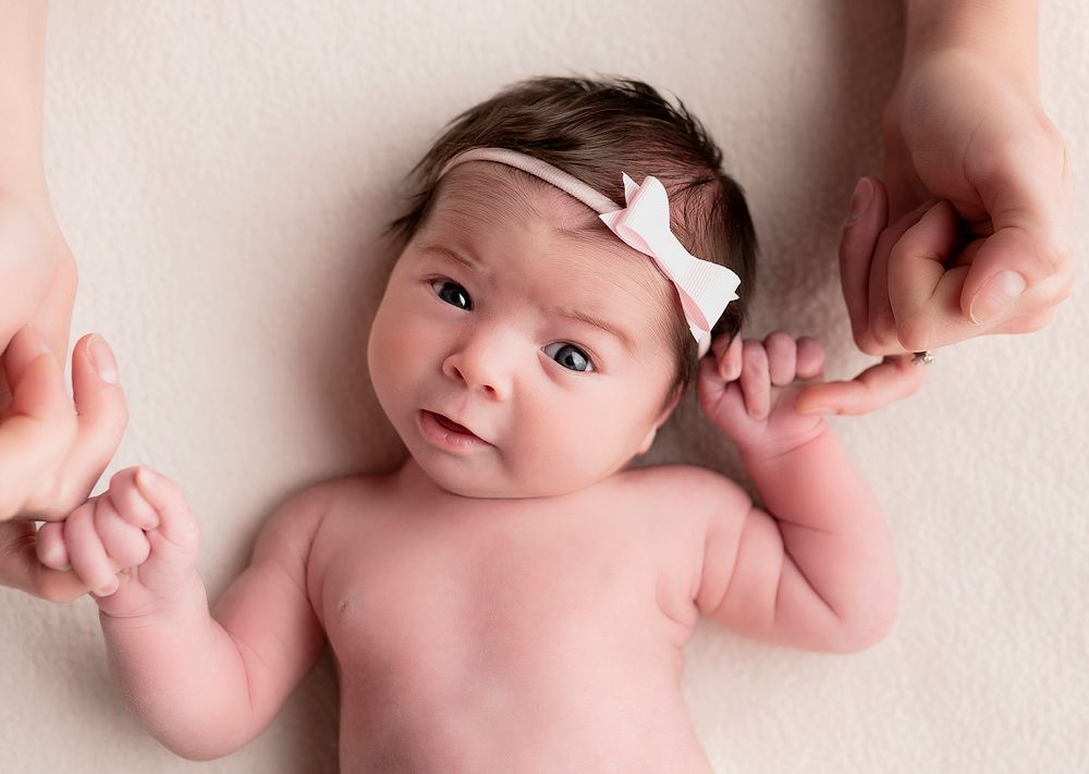 Awake newborn photo
