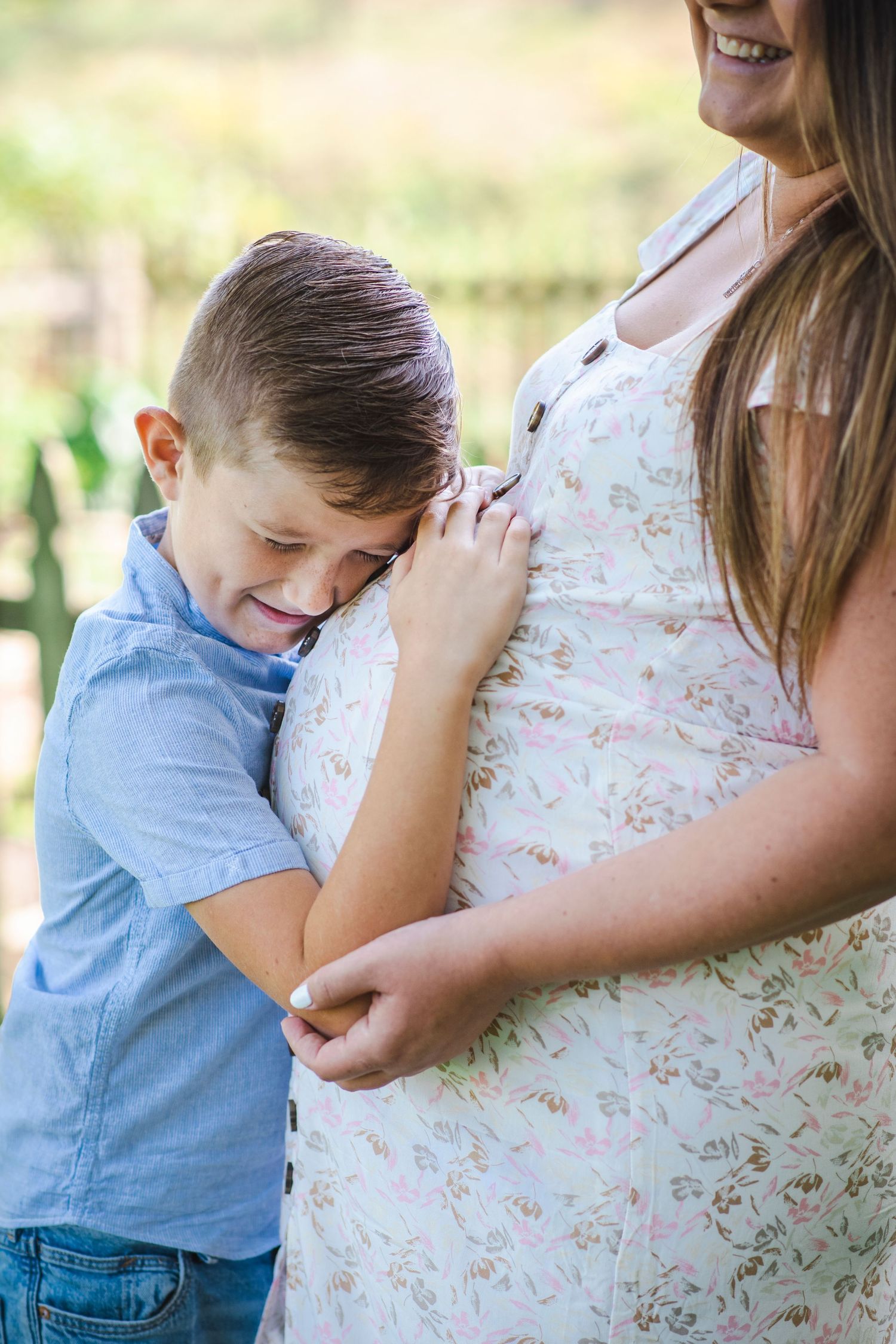 love family brother maternity photo
