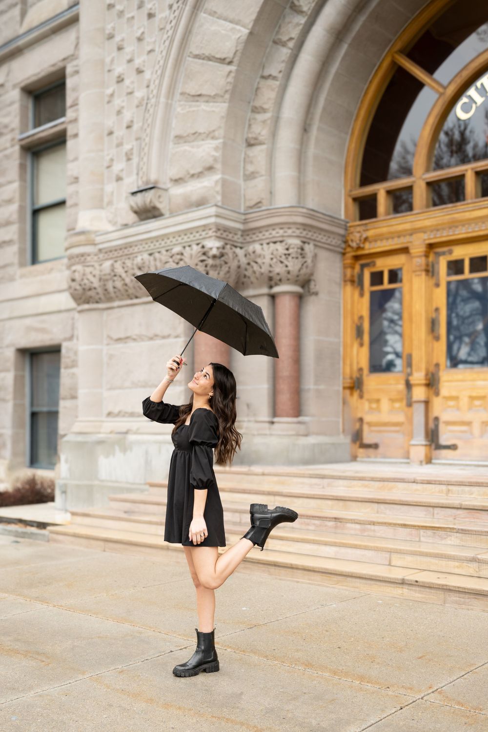 Rainy umbrella senior photoshoot in downtown Salt Lake City