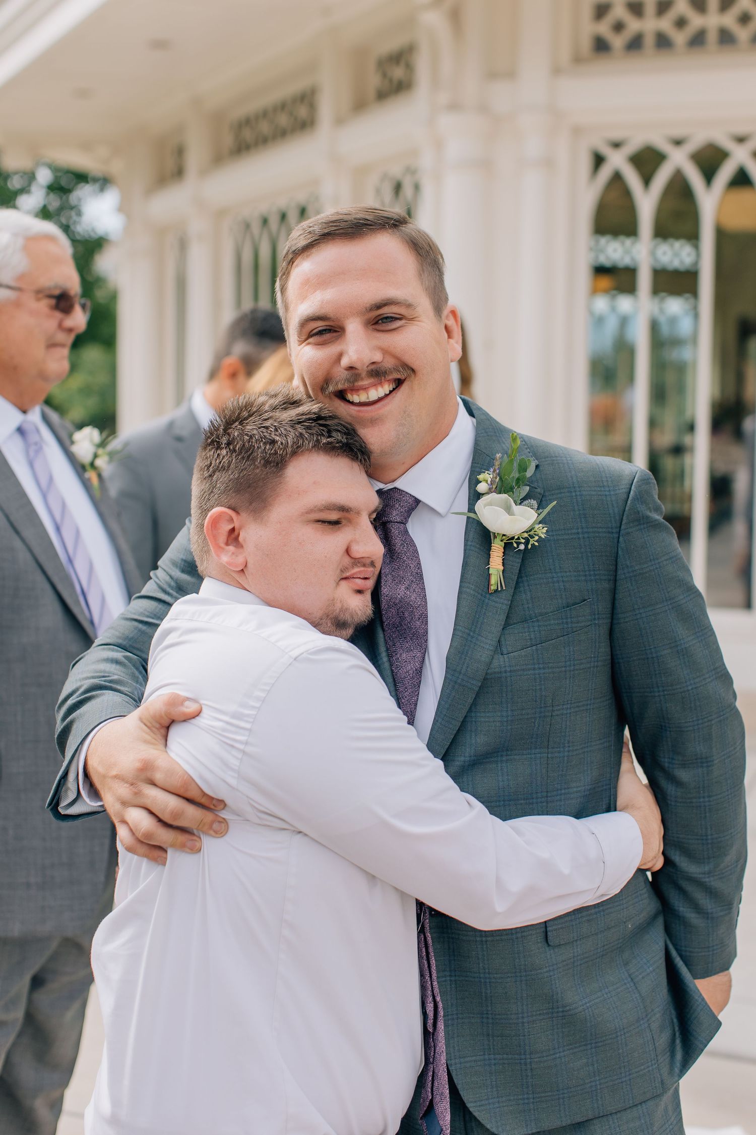 UTAH COUNTY WEDDING PHOTOGRAPHER Provo City Center Wedding Photos