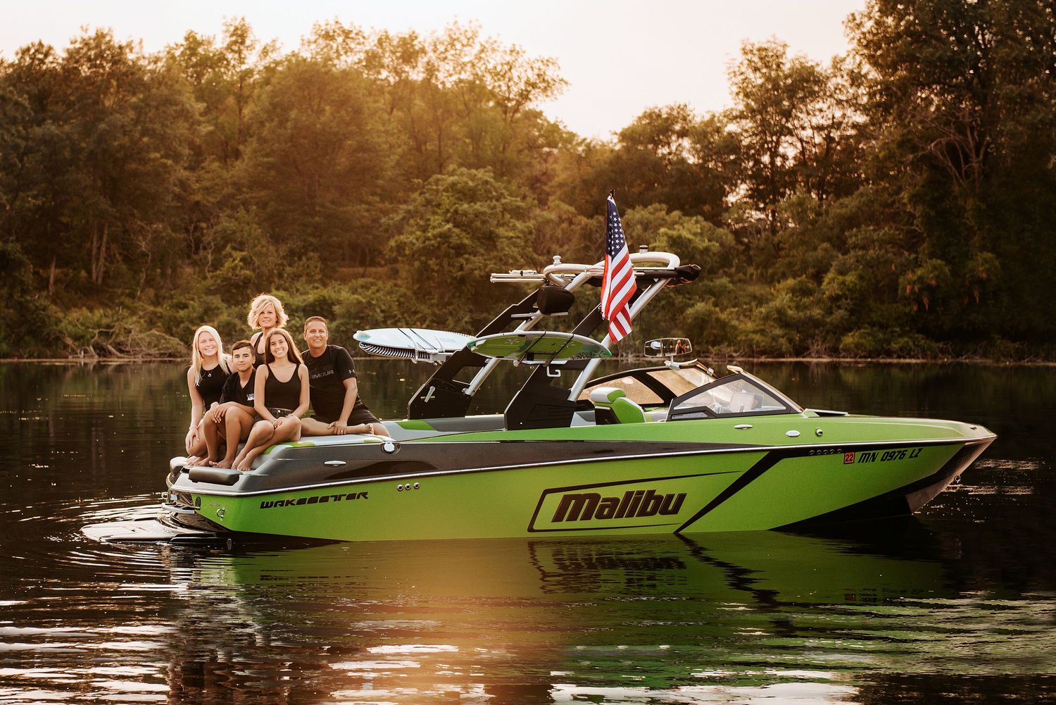 lake family boat photography