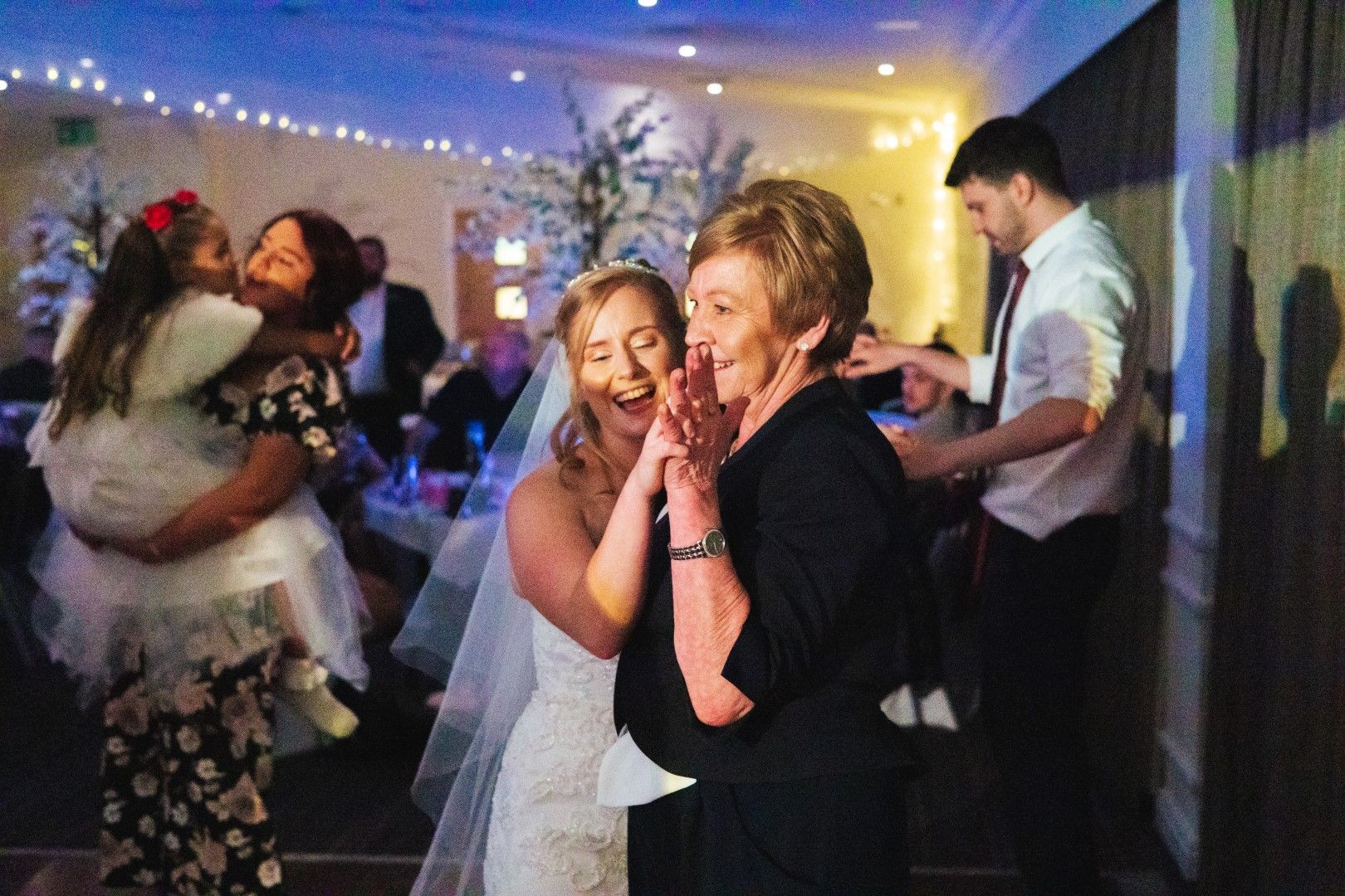 Wedding Reception Photography in Crewe + Nantwich, Cheshire - Ben Cassidy Photography - Wychwood Golf Club