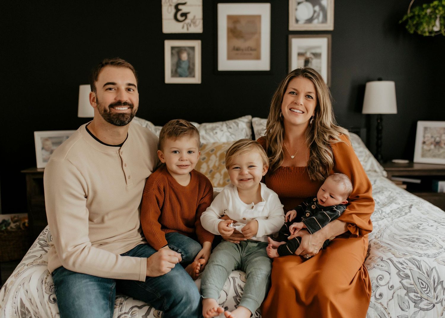 philadelphia lifestyle newborn photographer, in home family photographer session nj, new jersey family photography