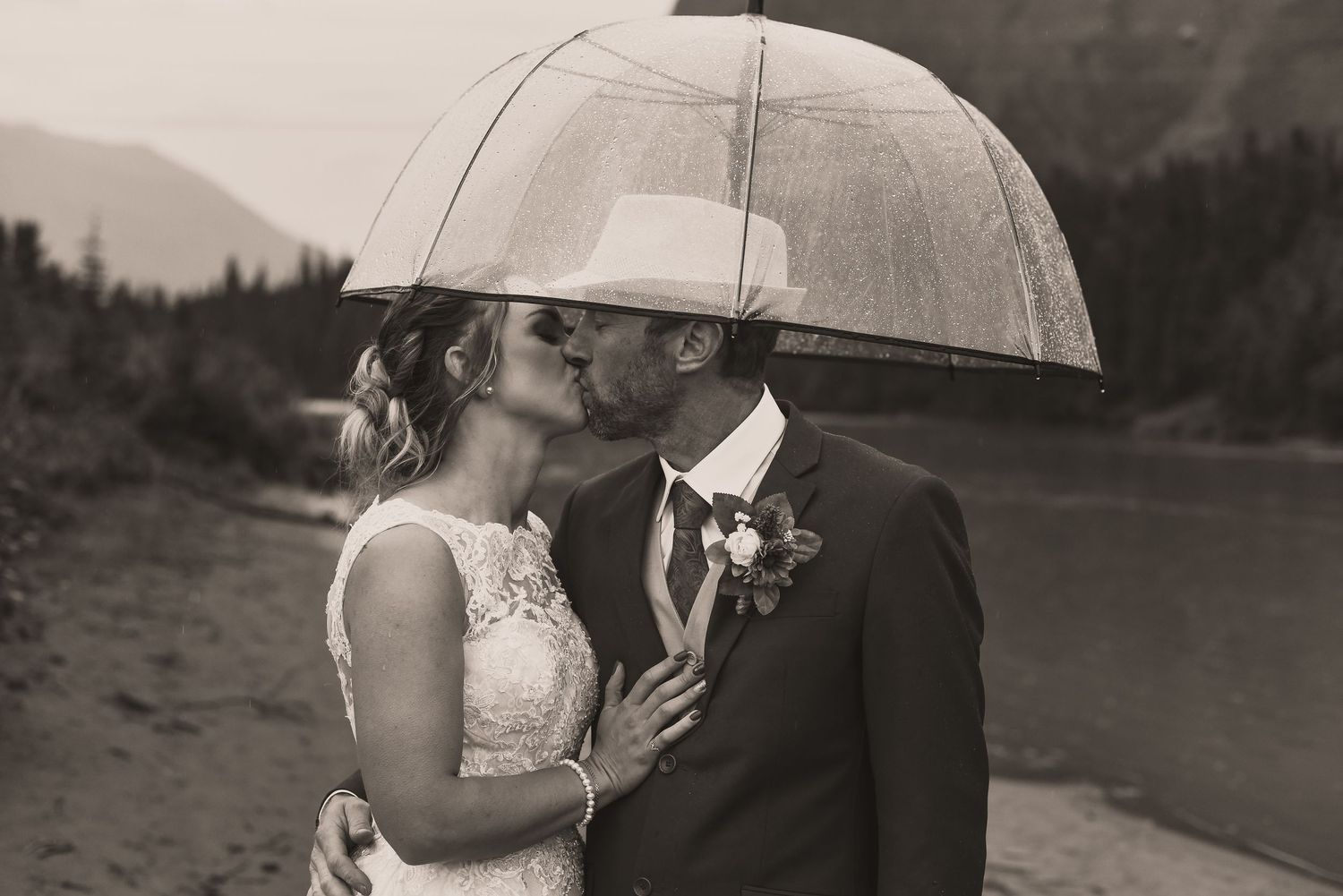 Alaska elopement photographer