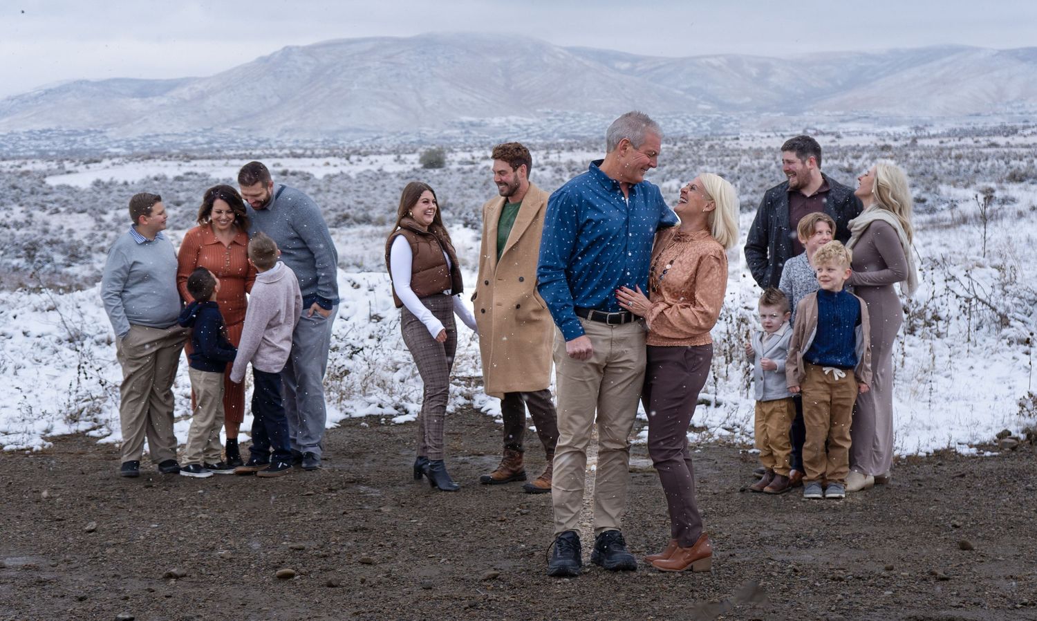 Extended Family. Winter photoshoot taken in Herriman, Utah.