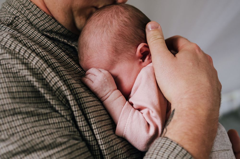 PORT HEDLAND MATERNITY NEWBORN FAMILY MOTHERHOOD PHOTOGRAPHER