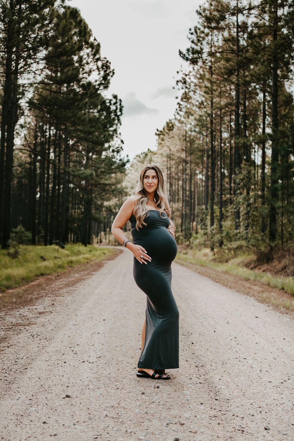 PORT HEDLAND MATERNITY NEWBORN FAMILY MOTHERHOOD PHOTOGRAPHER