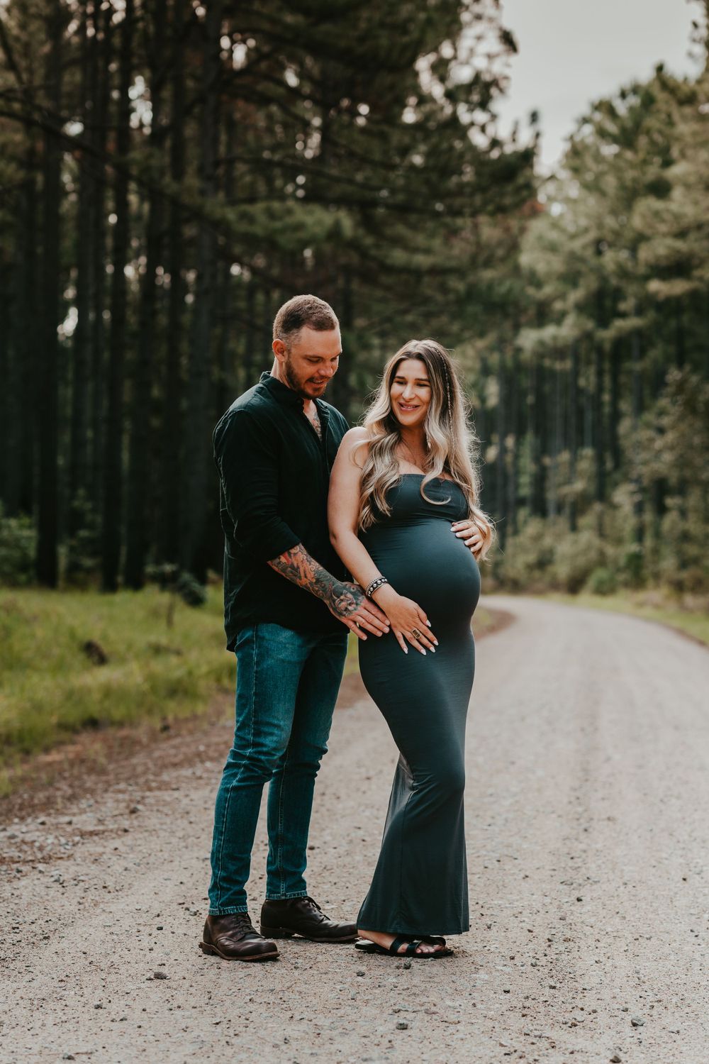 PORT HEDLAND MATERNITY NEWBORN FAMILY MOTHERHOOD PHOTOGRAPHER