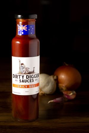 Port Macquarie business Dirty digger sauces product photo dark moody shot of sauce