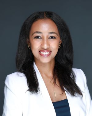 Professional headshot photography in the DC, Maryland, and Virginia area, serving Rockville, Bethesda, Potomac, and the grater DMV area.
