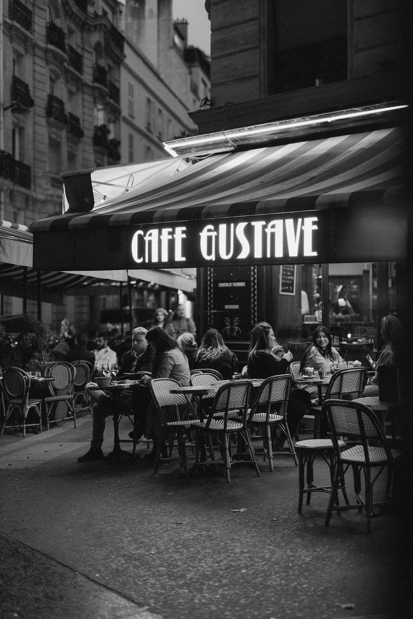 Cafe in Paris captured during a Paris proposal
