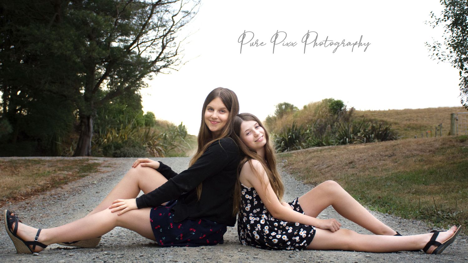 pure pixx sisters photography