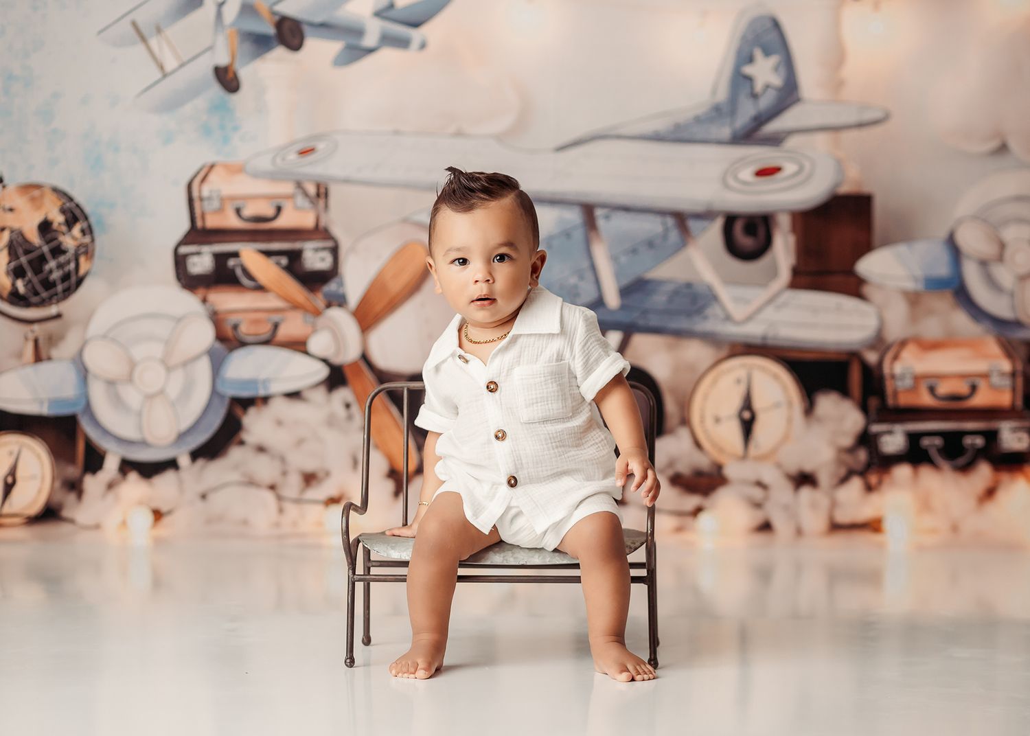 baby-boy-turns-1-his-cake-smash-session-in-Tulsa,-ok