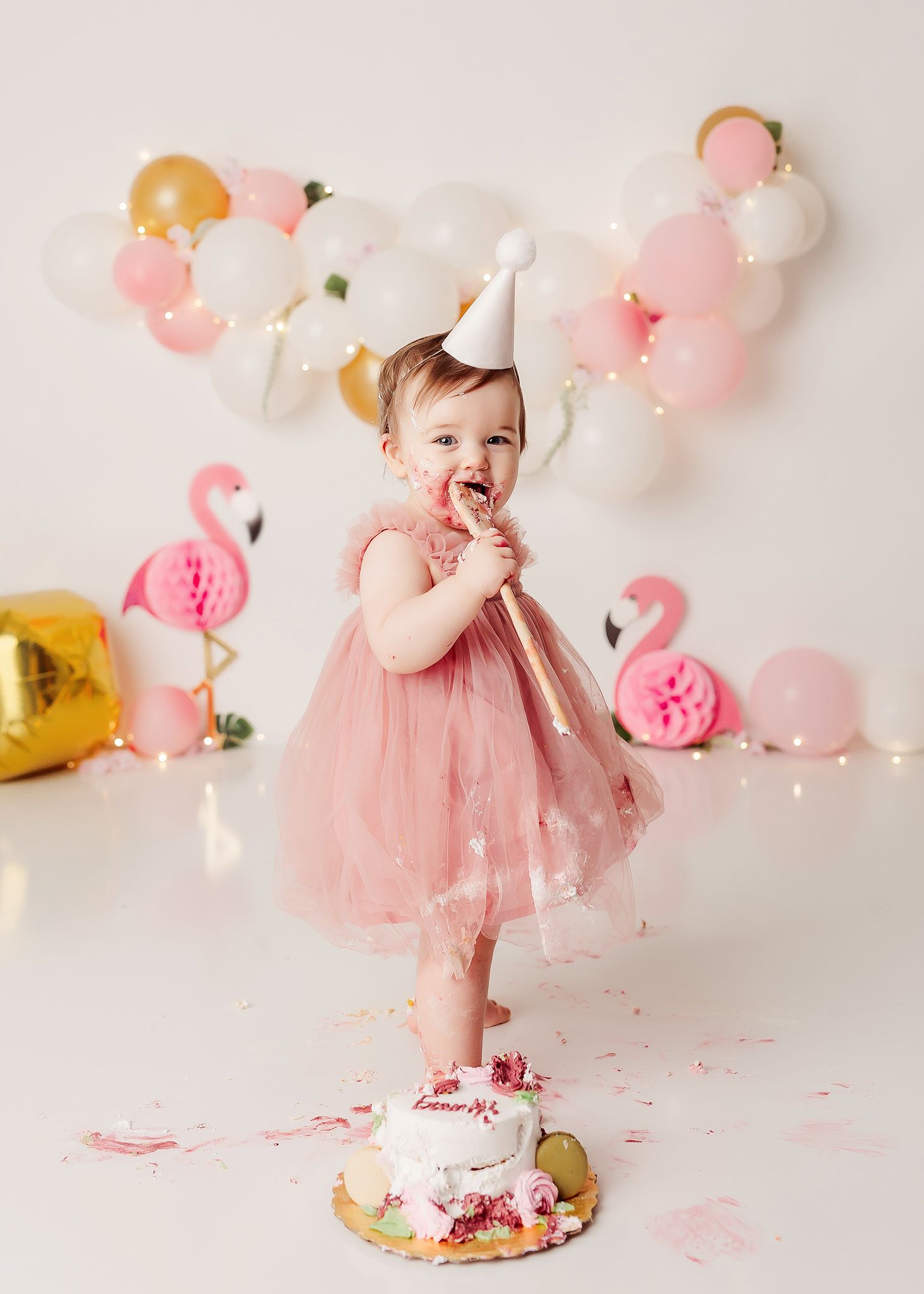 flamingo-cake-smash-session-for-baby-girl-in-tulsa