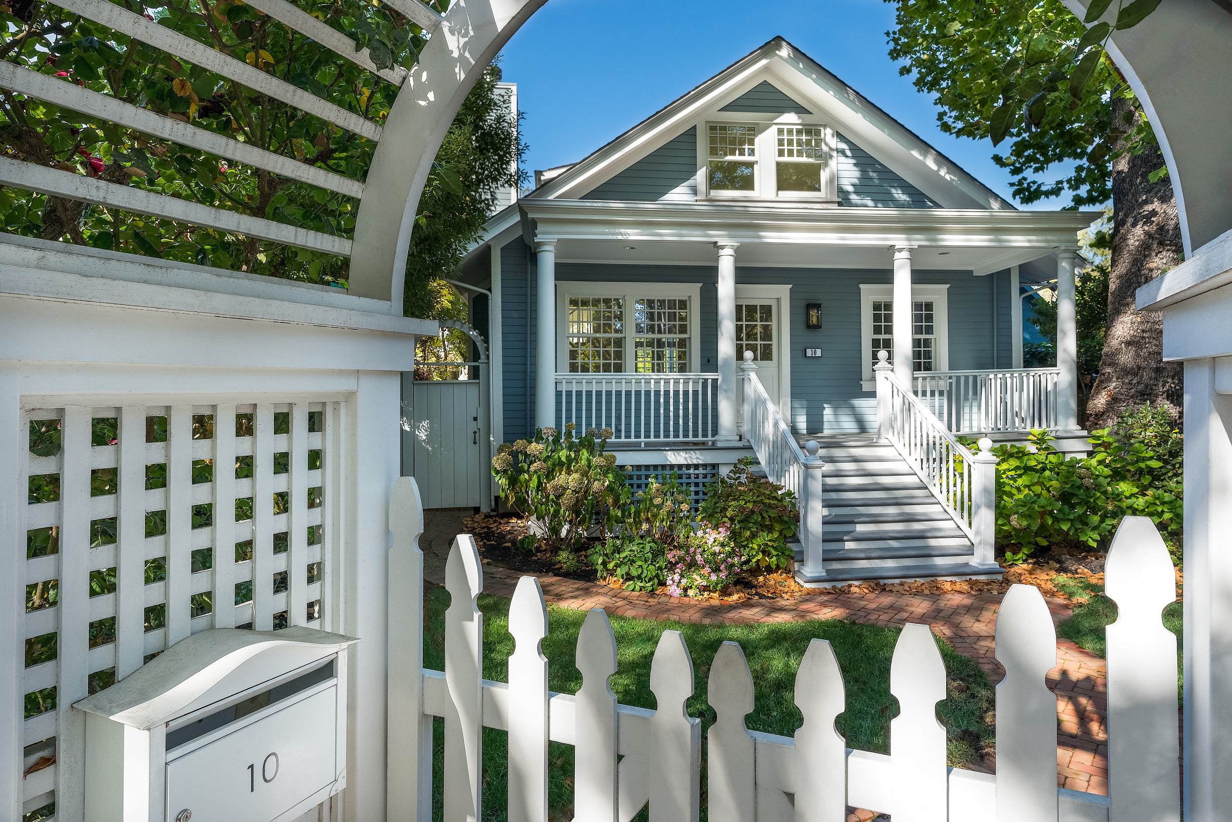 Michael Corona Real estate photography bay area exterior home