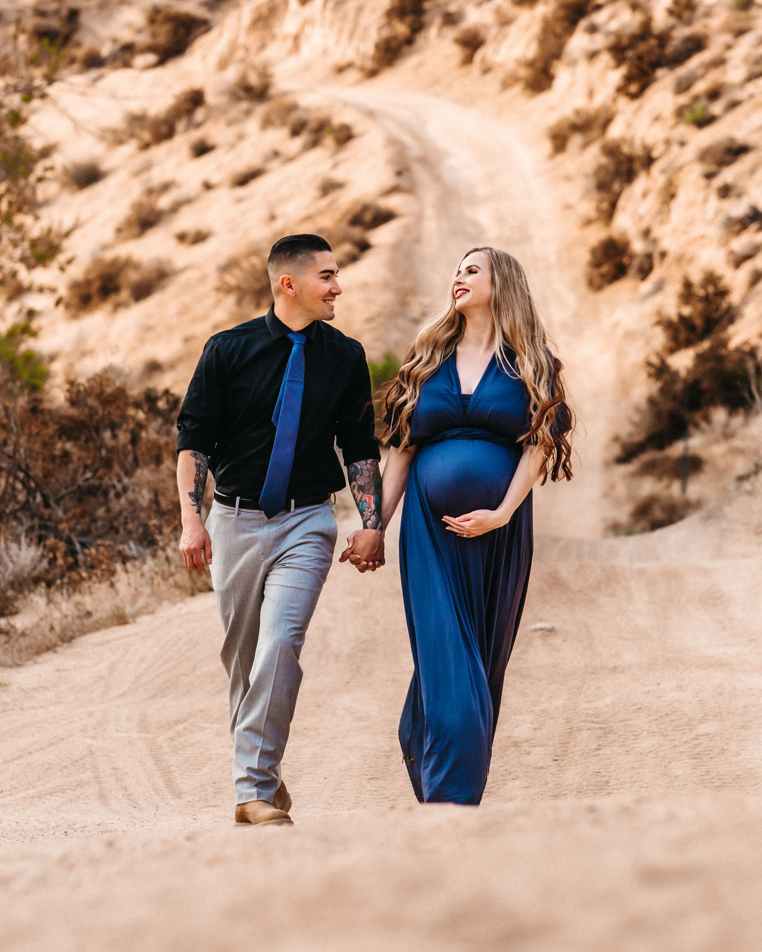 Rocky desert maternity photoshoot high desert Southern California