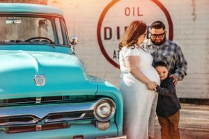 High desert OroGrande maternity southern california vintage photoshoot
