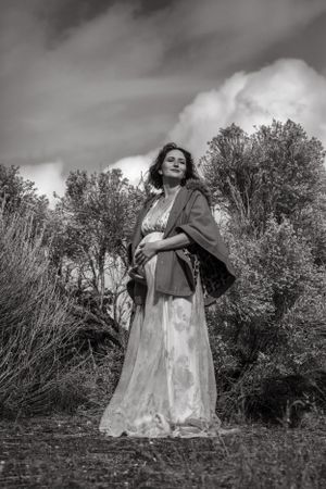 in home maternity home photoshoot high desert southern California lifestyle documentary maternity
