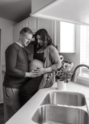 Big Bear maternity photographer Airbnb maternity shoot High Desert photographer Southern California