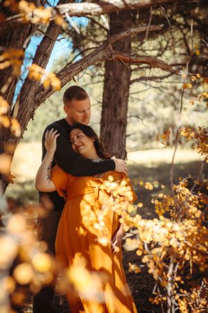 Big Bear maternity photographer Airbnb maternity shoot High Desert photographer Southern California