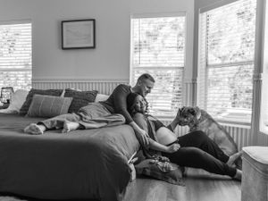Big Bear maternity photographer Airbnb maternity shoot High Desert photographer Southern California