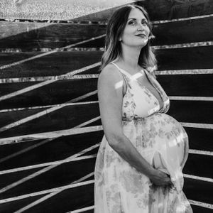 in home maternity home photoshoot high desert southern California lifestyle documentary maternity