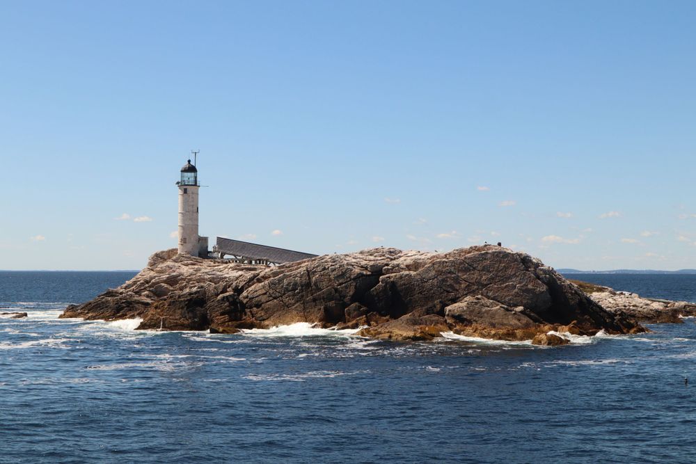 Isle of Shoals lighthouse Island photo