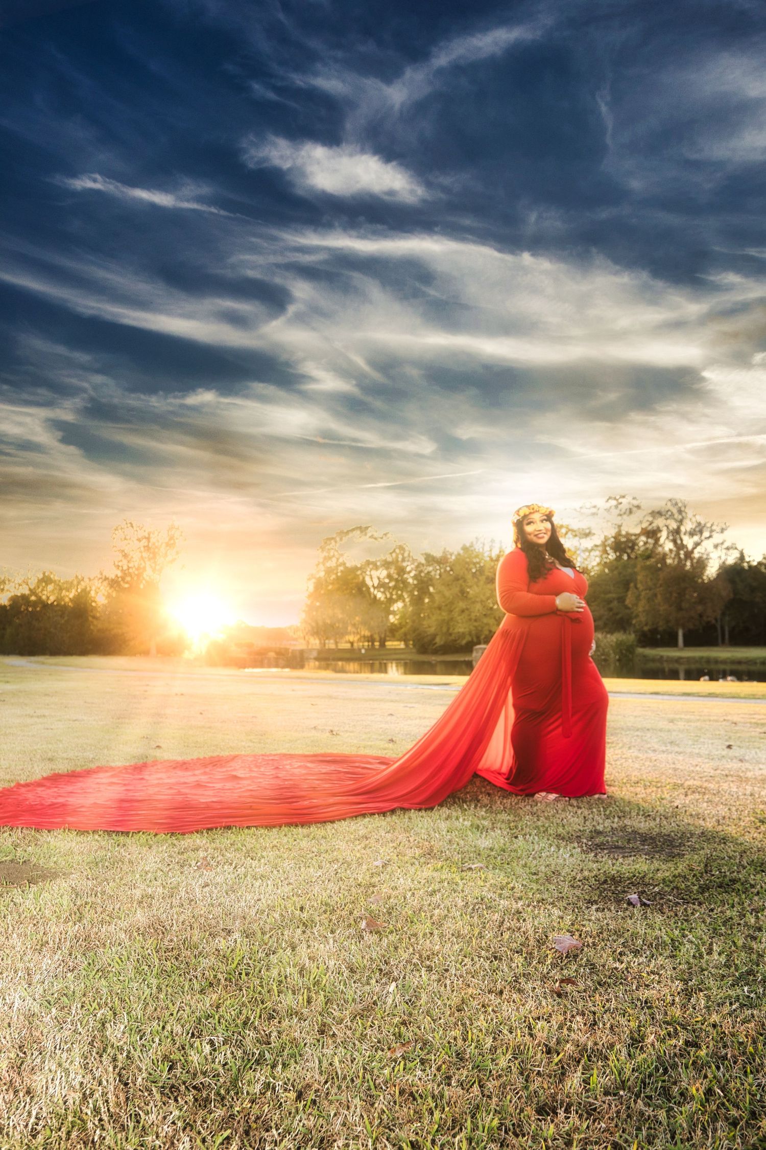 Montgomery alabama maternity photo shoot inside Shakespeare Festival