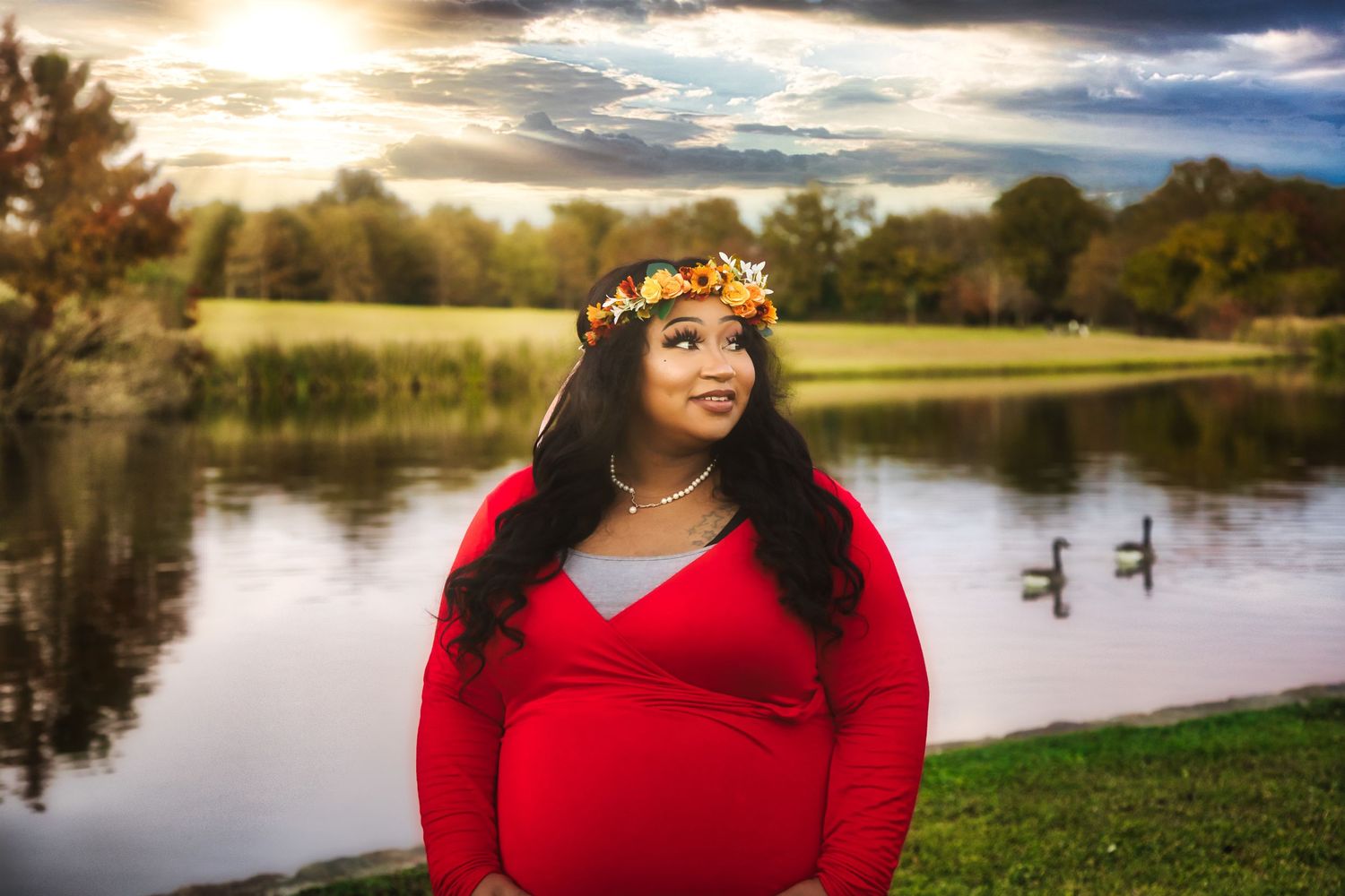 Maternity and graduation combo photoshoot at Shakespeare in Montgomery Alabama