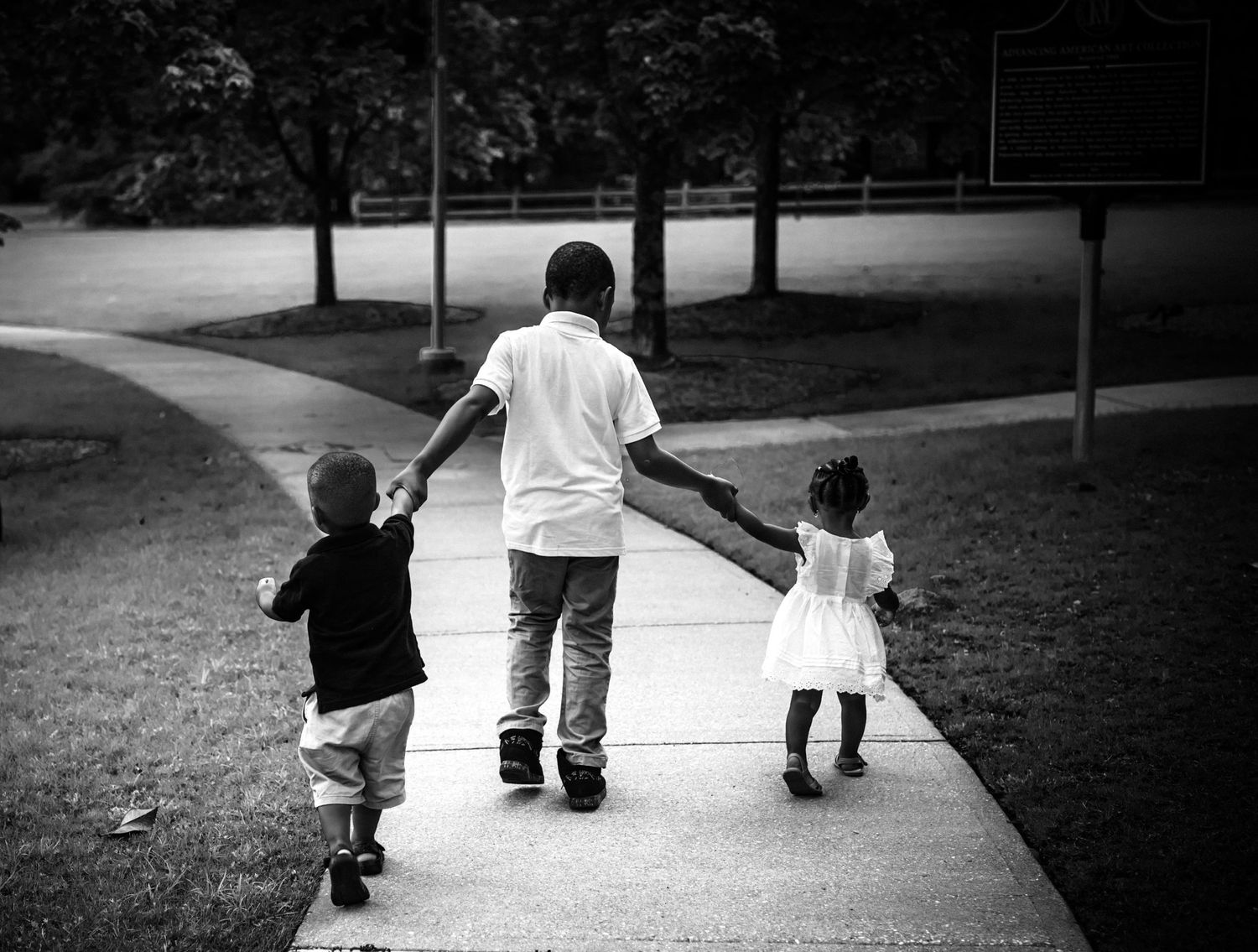 Family session at Jules Collins Museum in Auburn Alabama