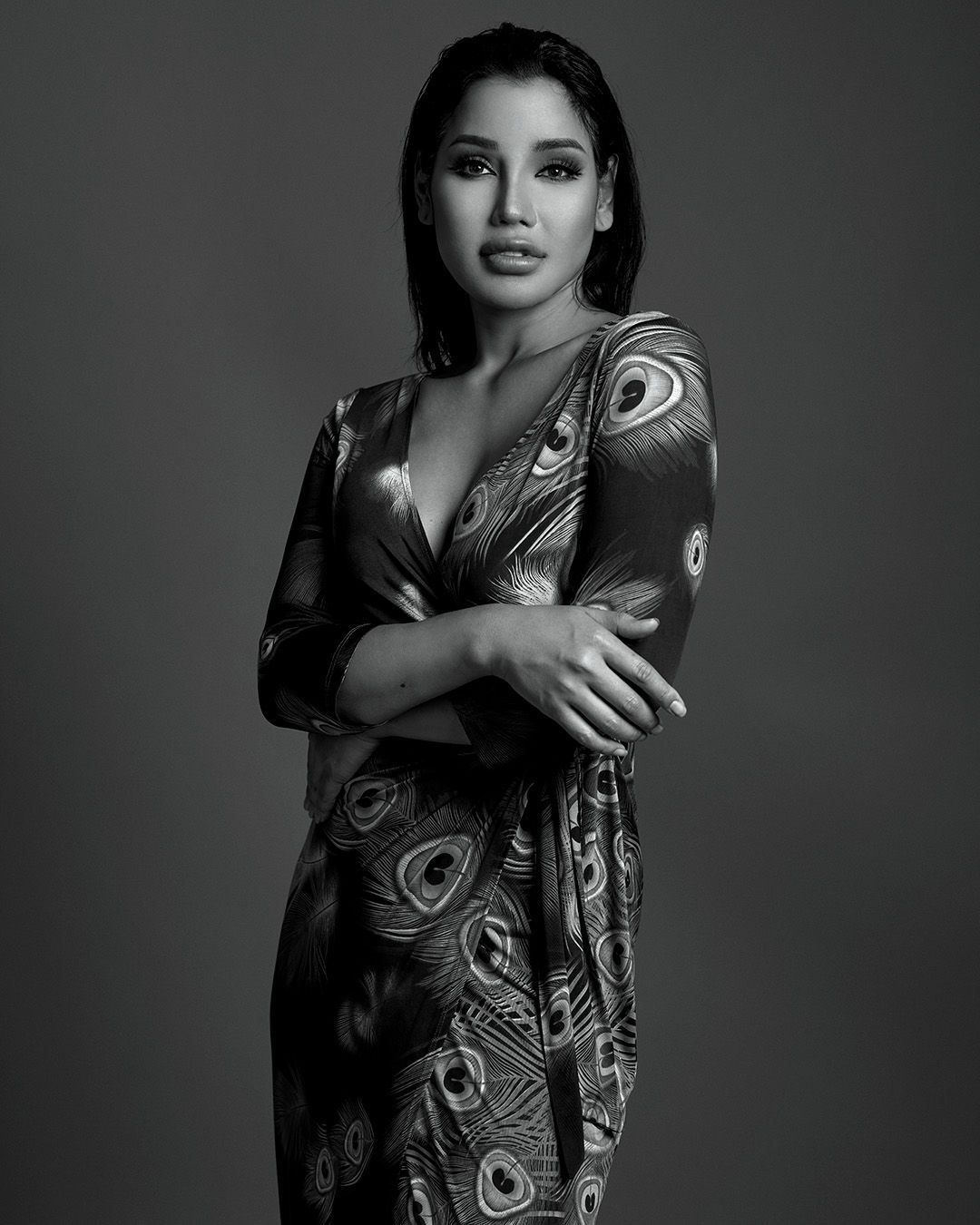 Black and white Dramatic fashion photo with model Naynay