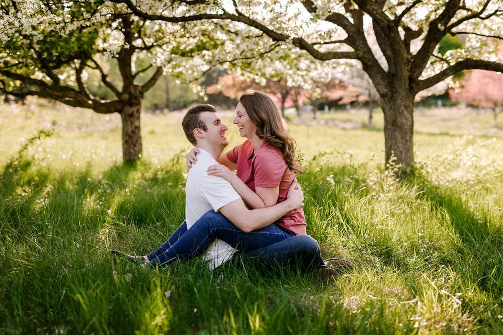 candid engagement session sylvania Ohio Toledo Botanical Gardens Professional couple photographer
