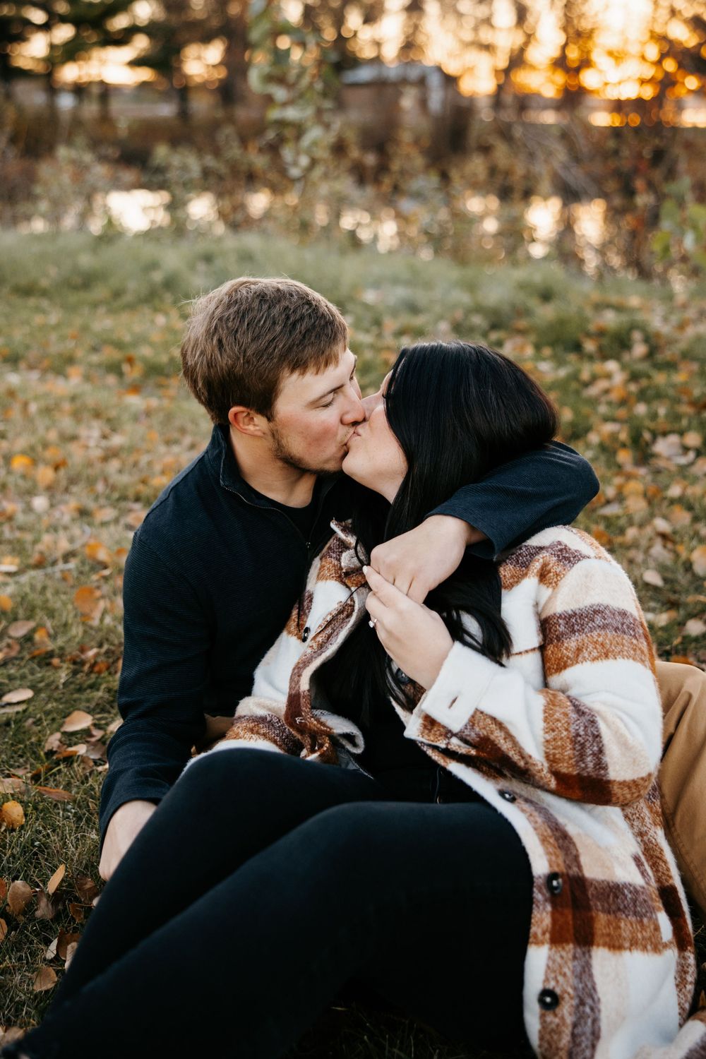 Sunset Engagement Photos Minnesota Fall Hayley Faith Photo