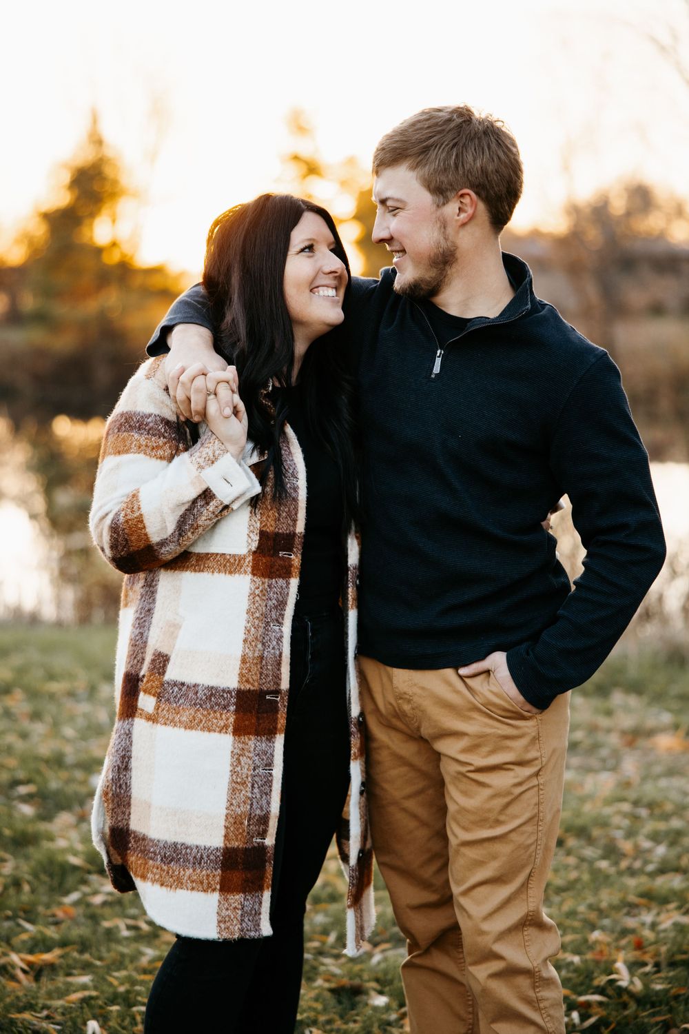 Sunset Engagement Photos Minnesota Fall Hayley Faith Photo
