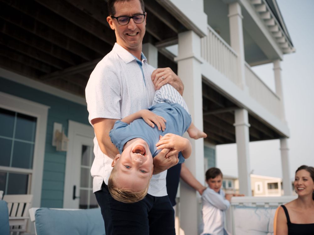 how to get simple yet memorable family photos | pink penguin studios