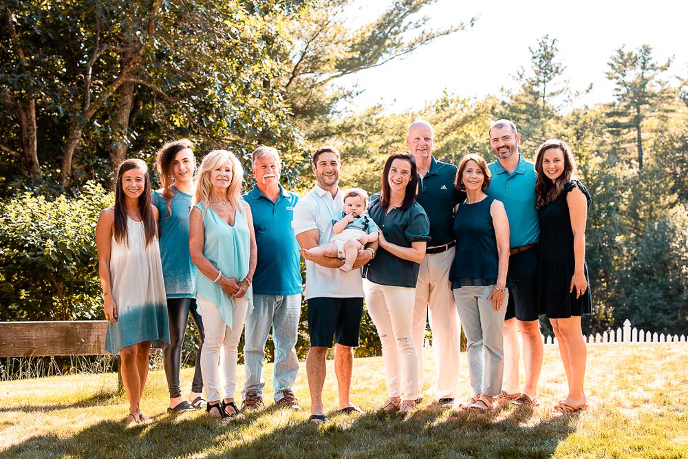 Extended Family Photos in Wrentham MA